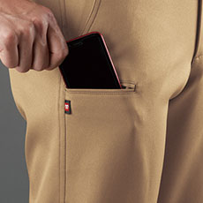 スマートフォン収納ポケット(右もも)