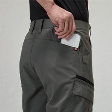 レベルブック・Phone収納ファスナーポケット（右）