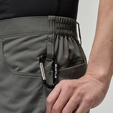 袖ペンポケット（左）