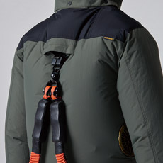 ランヤード取付口