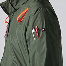 袖ペンポケット