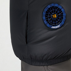 両脇サイドバックファン、内側コードループ付