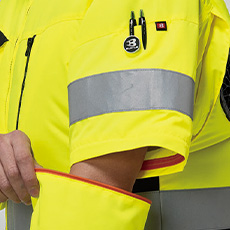 袖2wayファスナー仕様、袖ペンポケット