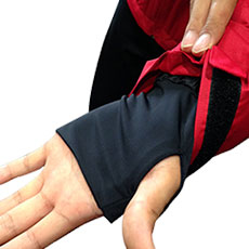 袖口アジャスター、インナーカフ仕様