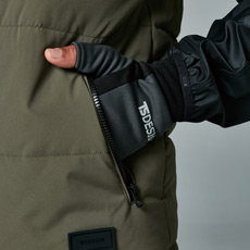 両脇ファスナーポケット