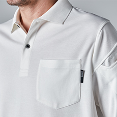 左胸マルチポケット付き