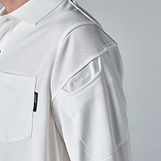 左袖マルチスリーブポケット。ペン差し程度がおすすめです