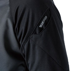 マルチスリーブポケット。