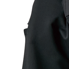 右袖にペン差し