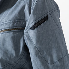 左袖部分マルチスリーブポケット