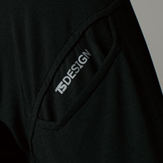 左袖部分マルチスリーブポケット仕様