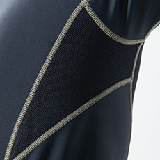 脇メッシュで通気性抜群