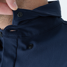 ボタンダウン仕様