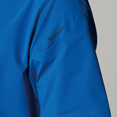 左袖部分マルチスリーブポケット仕様