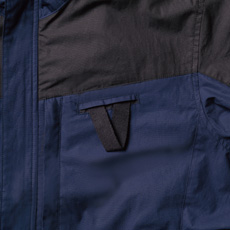 収納可能フック掛けループ