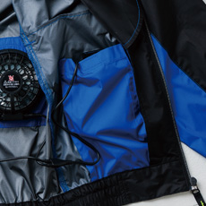 左内側バッテリーポケット