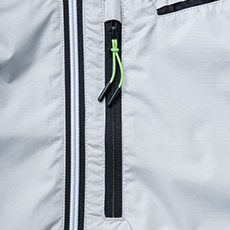 縦ファスナーポケット