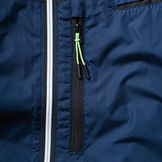 縦ファスナーポケット