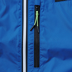 縦ファスナーポケット