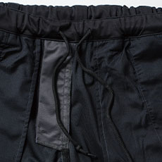 内側ウエストアジャスター