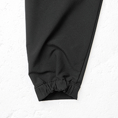 袖口部分ゴム仕様