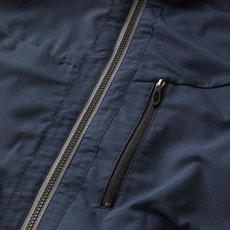 胸ファスナーポケット