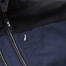 左胸ファスナーポケット、胸ペン差し