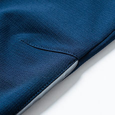 動きやすい膝ダーツ