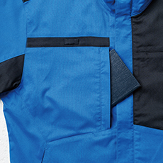 胸ファスナーポケット