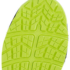 油で劣化しにくい耐油性ラバーを使用、摩耗性にも優れたゴム底