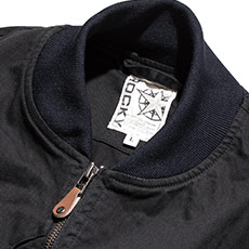 首元部分のリブ