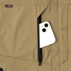 ファスナーポケット