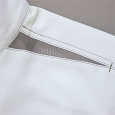 湿度を衣服外に排出するメッシュカッティング