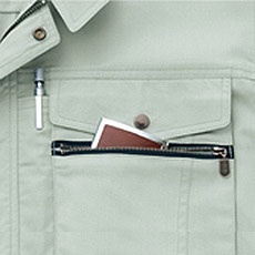 ファスナーポケット