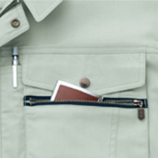 ファスナー付きサブポケット