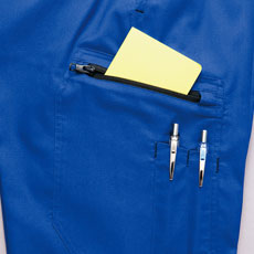 ファスナーポケット、ペン差し