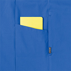 左胸ポケットファスナー付き