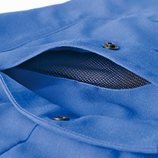 ポケット内メッシュ仕様