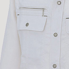 ファスナー付き胸ポケット