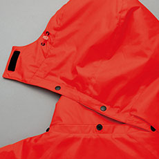 フード取り外し