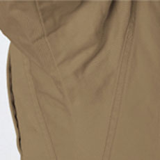 オリジナルのドルフィンカットにより腕と脇の動きがスムーズ