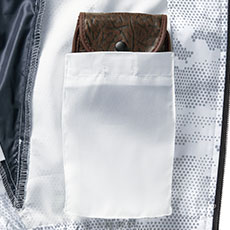 左内側バッテリーポケット