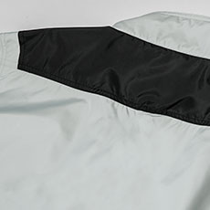 肩部分は2重仕様で丈夫