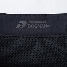 ポケット裏ベタつき軽減メッシュ