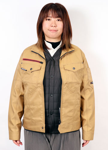 M着用 アウターを着用