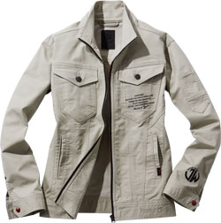 ライトベージュ(024)