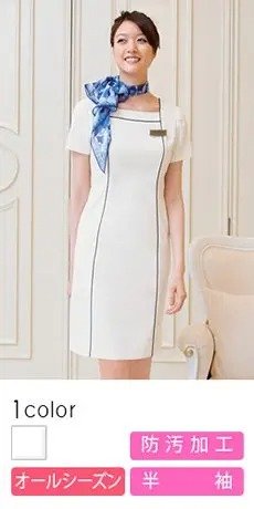 [通年]<ホワイト×ネイビー>縦ラインでスマートに見せる白いワンピース(23-WP769)